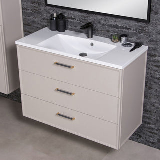 Kashmyro spalvos 100 cm spintele su balta kriaukle ir juodu maisytuvu