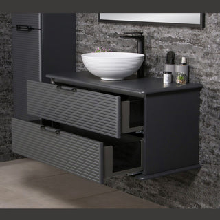 Atidaryti stalčiai antracito spalvos Libra 100 cm vonios spintelėje su praustuvu.